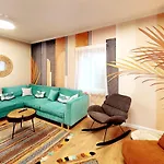 Zen Oasis Villa Golem (Tirana)