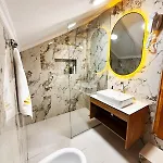 Zen Oasis * Golem (Tirana)