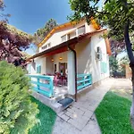 Zen Oasis * Golem (Tirana)