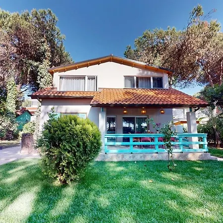 Vila Zen Oasis Golem (Tirana)