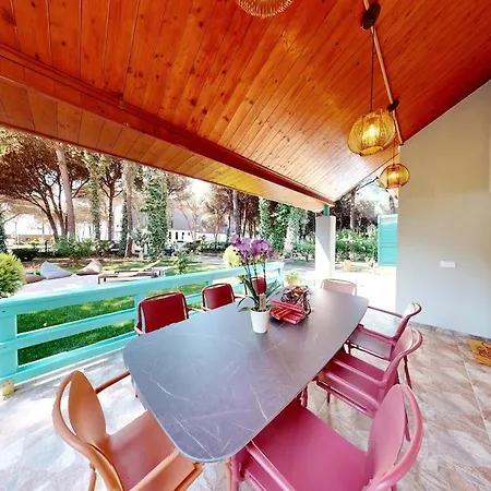 Zen Oasis * Golem (Tirana)