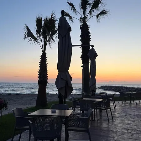 Vila Zen Oasis Golem (Tirana)