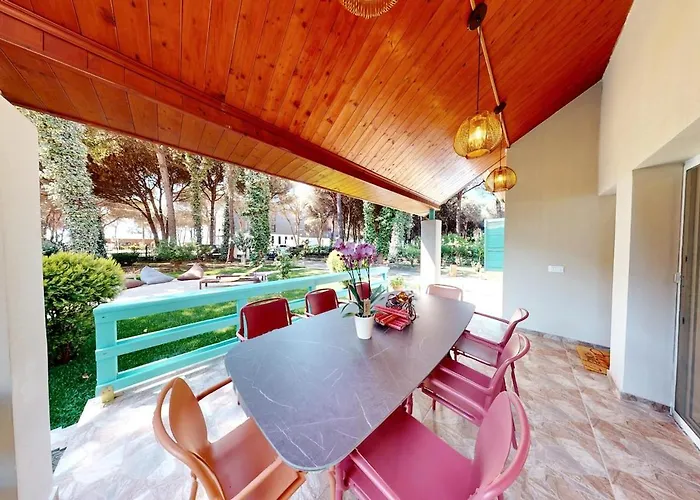 Zen Oasis * Golem (Tirana)